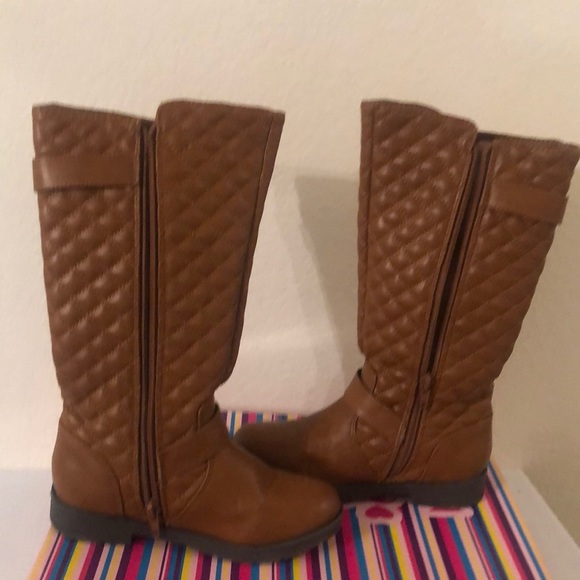 Girls boots - Picture 10 of 11